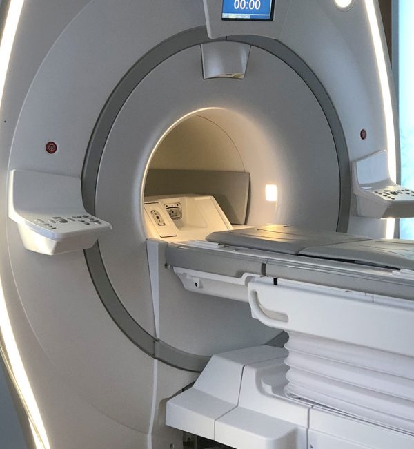cropped-east_lake_mri_machine_white-1.jpg